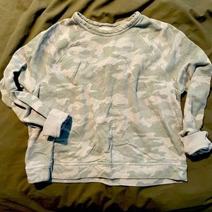 Cropped Camo Sweatshirt